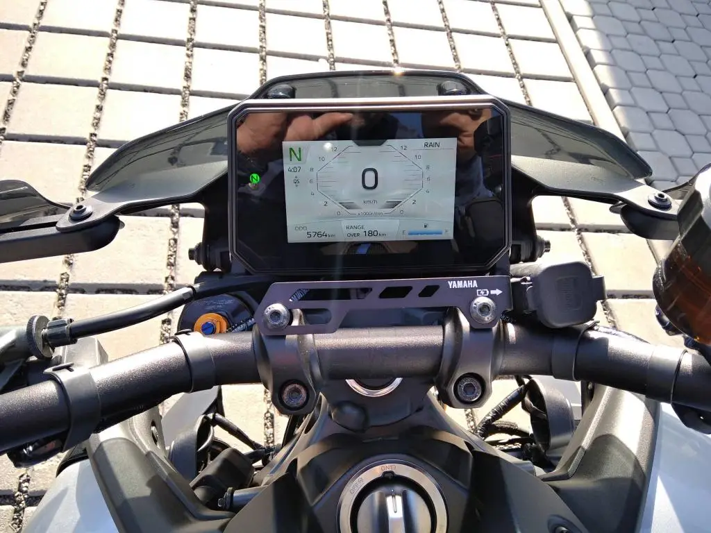 Yamaha MT-09 SP  / 87kW
