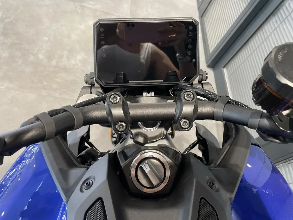 Yamaha MT-09 Y-AMT  / 87kW