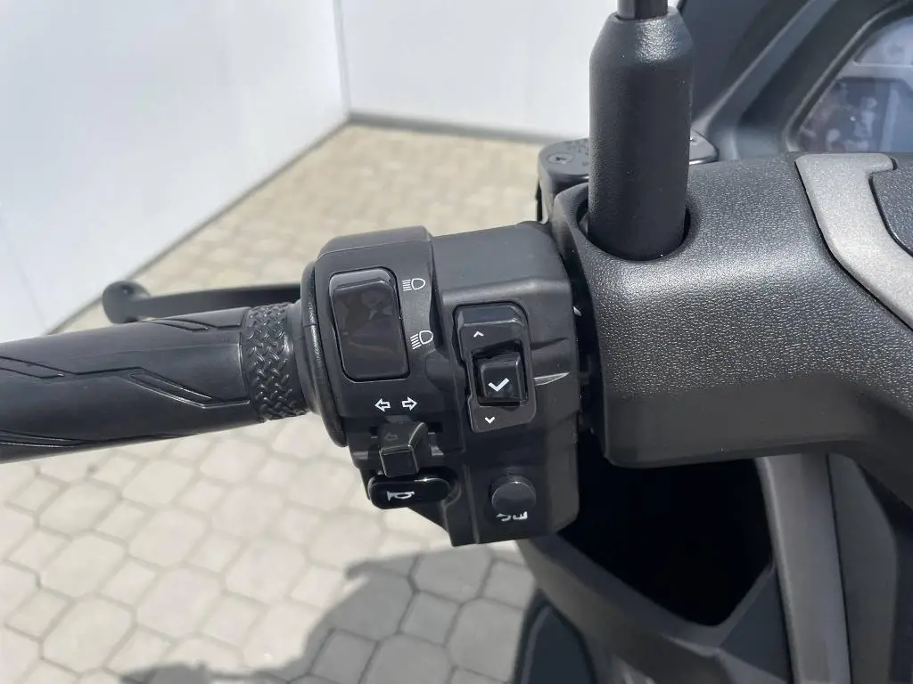 Yamaha NMAX 125 Tech Max EU5+  / 9kW