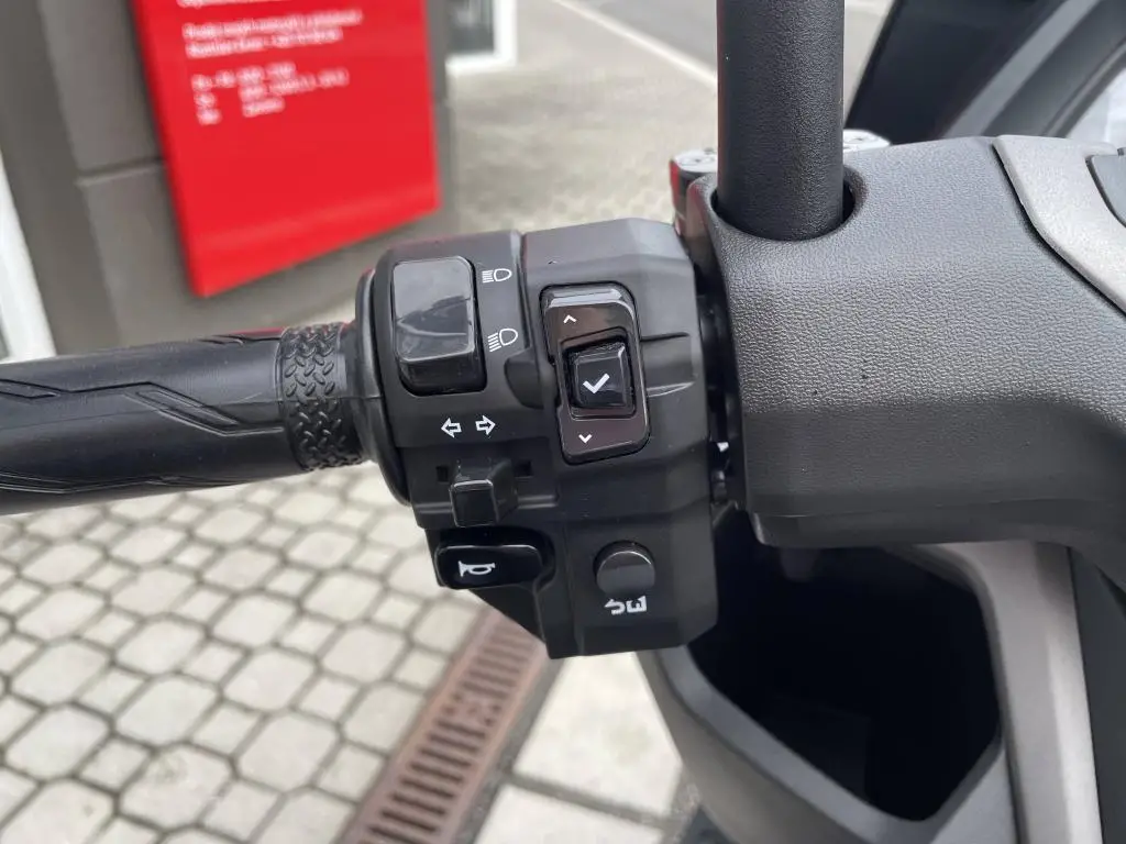 Yamaha NMAX 125 Tech Max EU5+  / 9kW