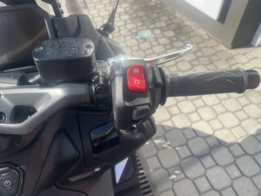 Yamaha TMAX EU5+ 25th Anniversary  / 35kW