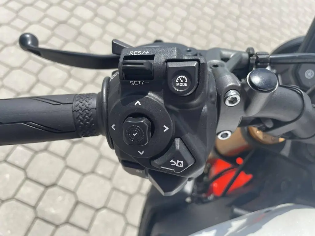 Yamaha XSR900 EU5+  / 87kW