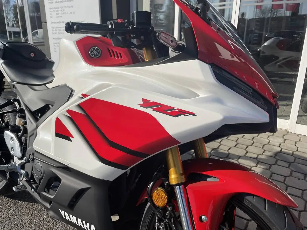 Yamaha YZF-R3 70th Anniversary EU5+  / 31kW