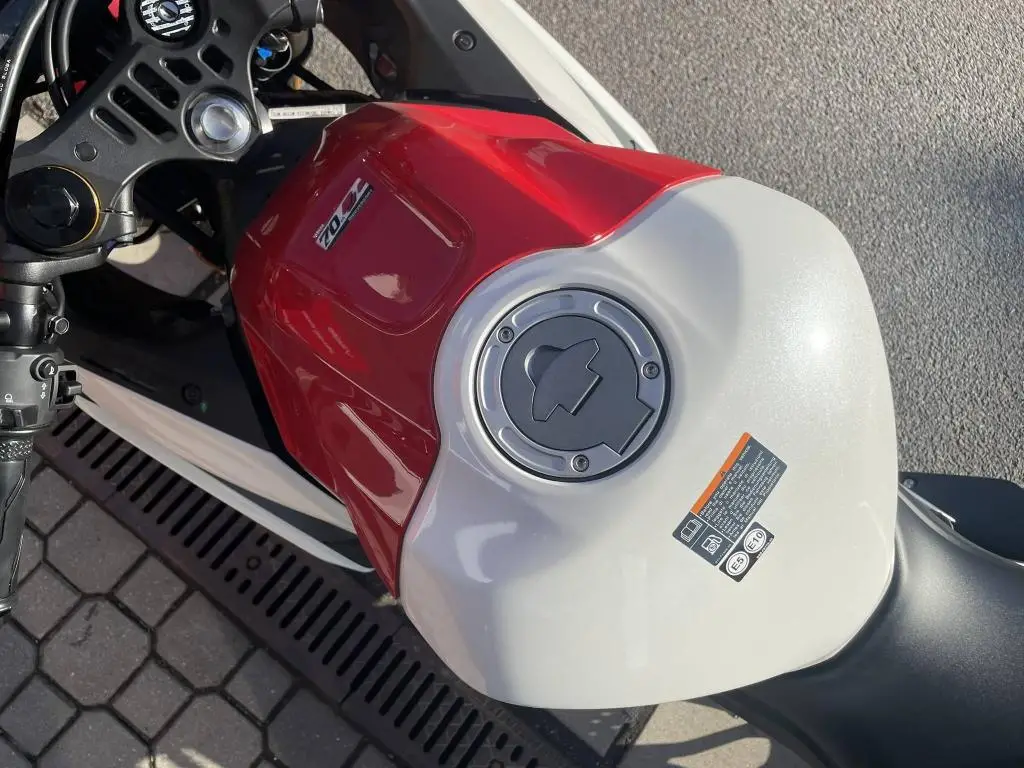 Yamaha YZF-R3 70th Anniversary EU5+  / 31kW