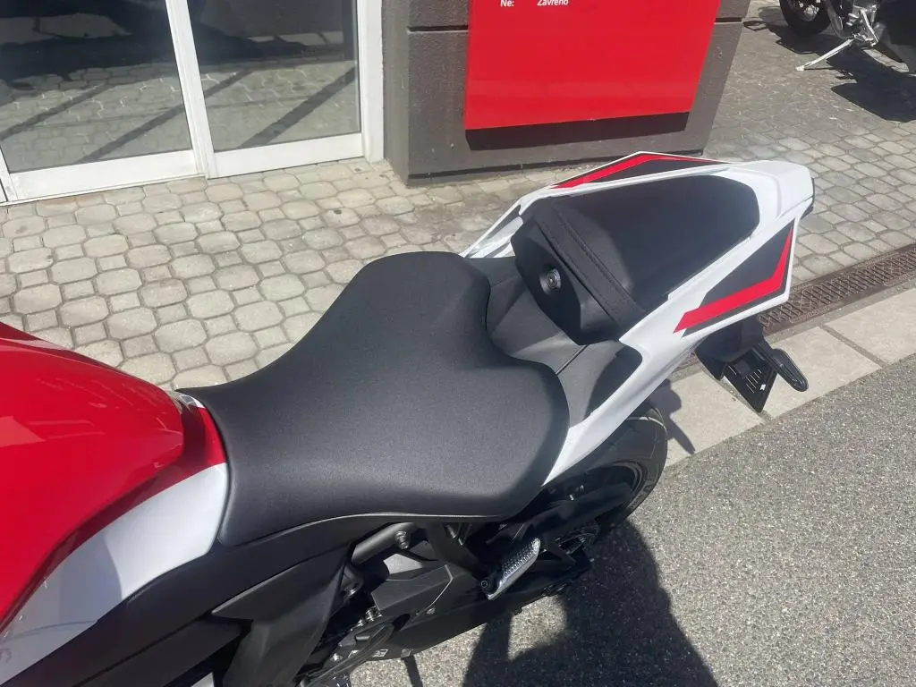 Yamaha YZF-R7 70th Anniversary EU5+  / 54kW