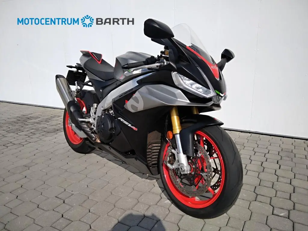 Aprilia RSV4 1100  / 159kW
