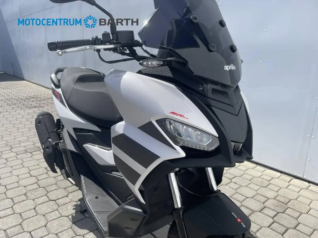 Aprilia SR GT 125 EU5+  / 11kW
