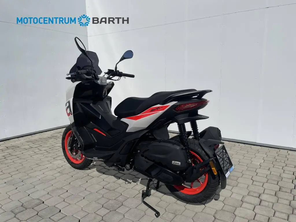 Aprilia SR GT 125 Sport EU5+  / 11kW