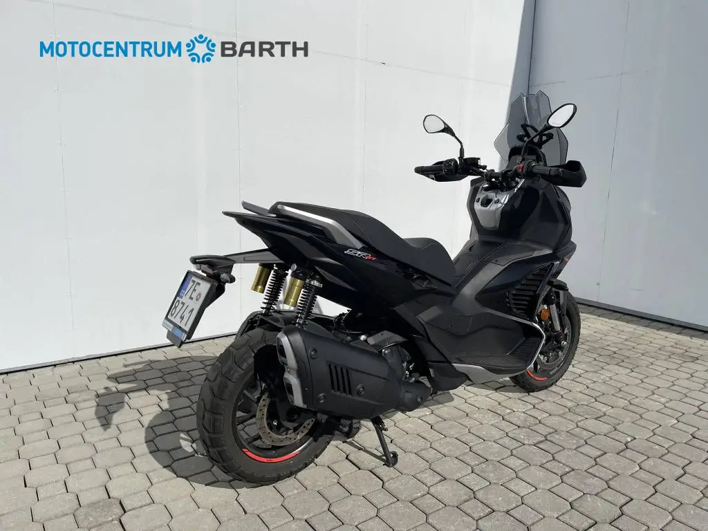Aprilia SR GT 400 EU5+  / 26kW