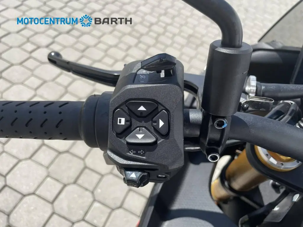 Aprilia Tuono V4 Factory EU5+  / 132kW