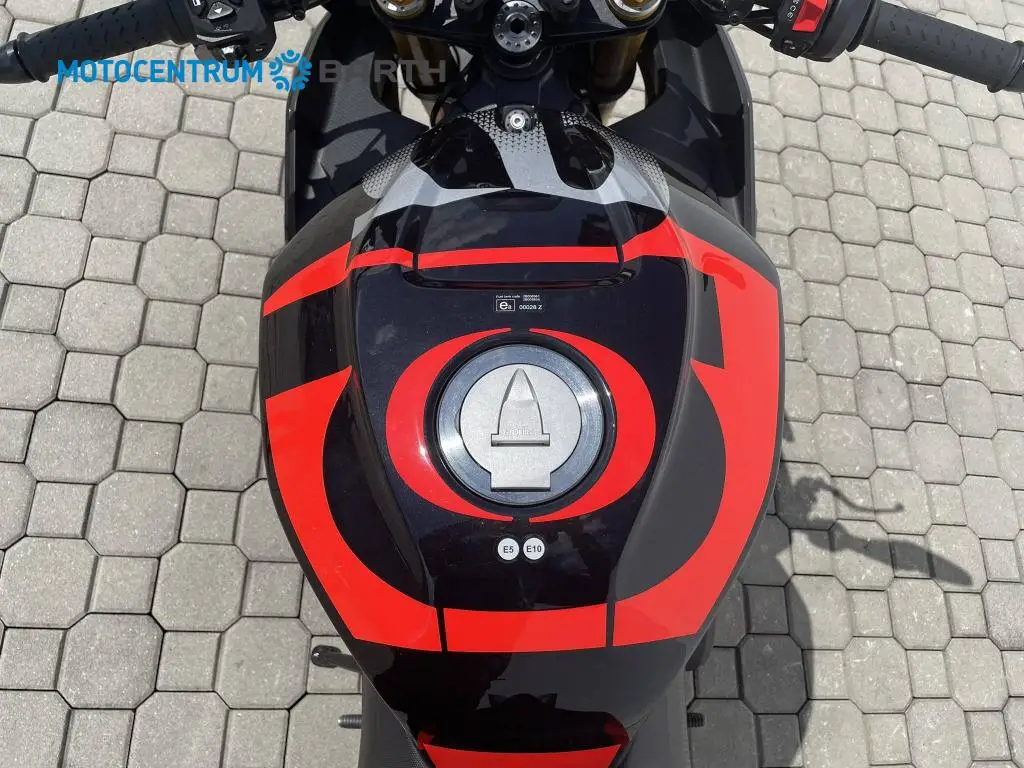 Aprilia Tuono V4 Factory EU5+  / 132kW