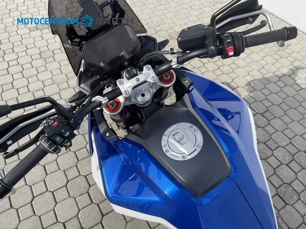 BMW Motorrad F 900 GS  / 77kW