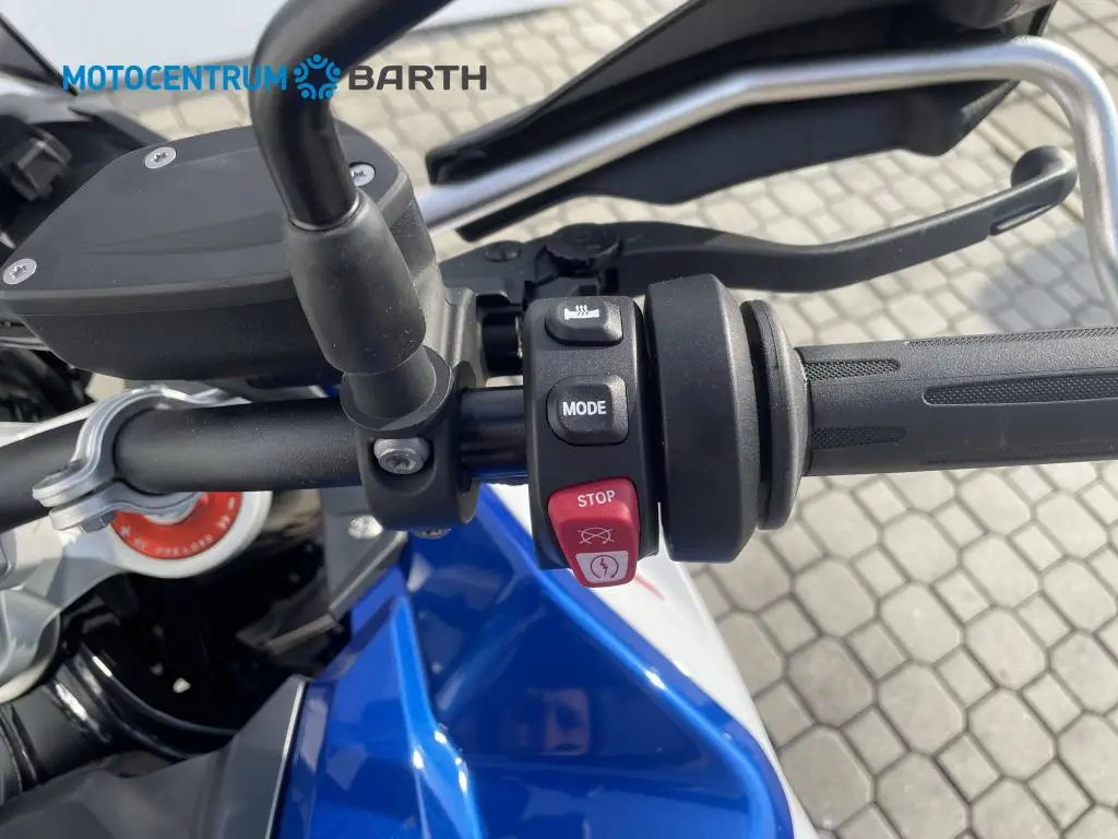 BMW Motorrad F 900 GS  / 77kW