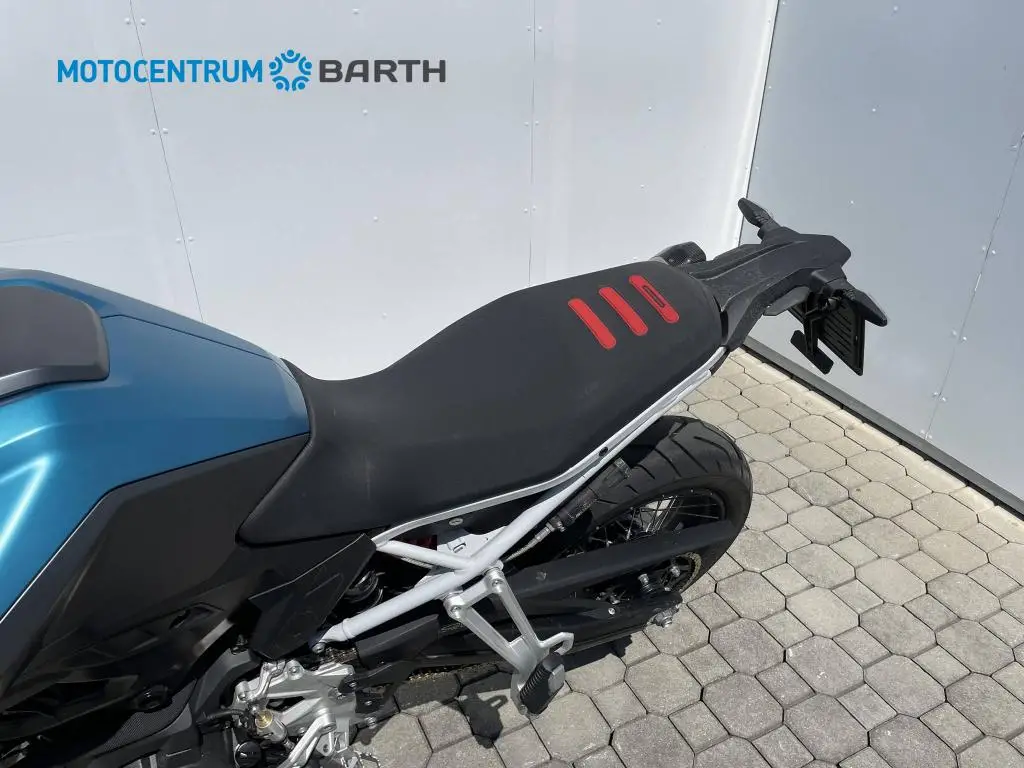 BMW Motorrad F 900 GS  / 77kW