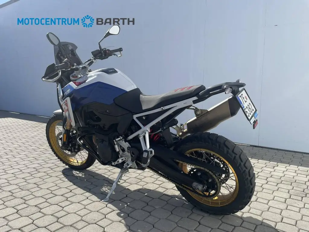 BMW Motorrad F 900 GS  / 77kW