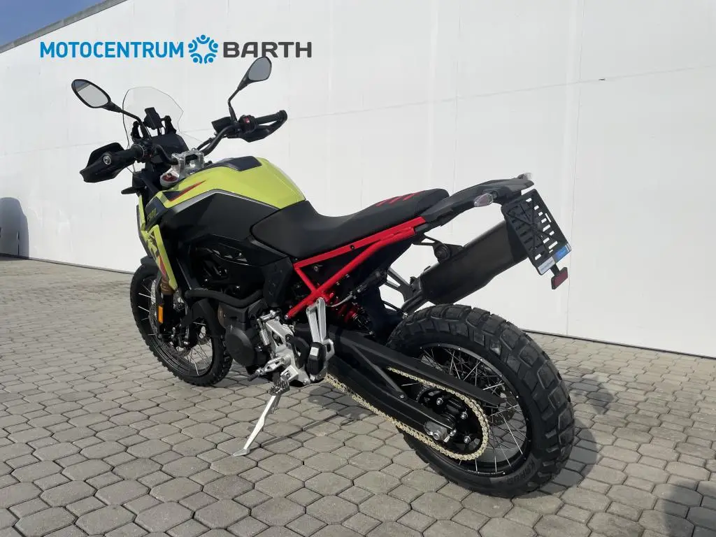 BMW Motorrad F 900 GS  / 77kW