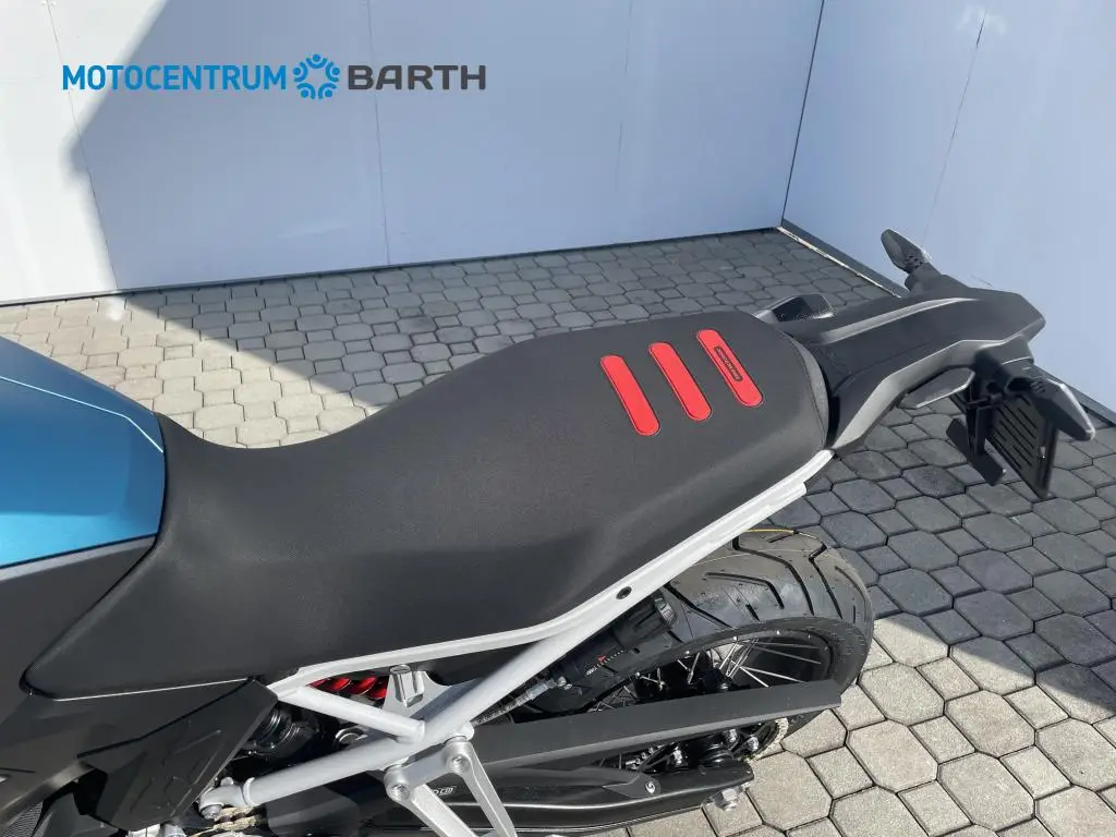 BMW Motorrad F 900 GS  / 77kW