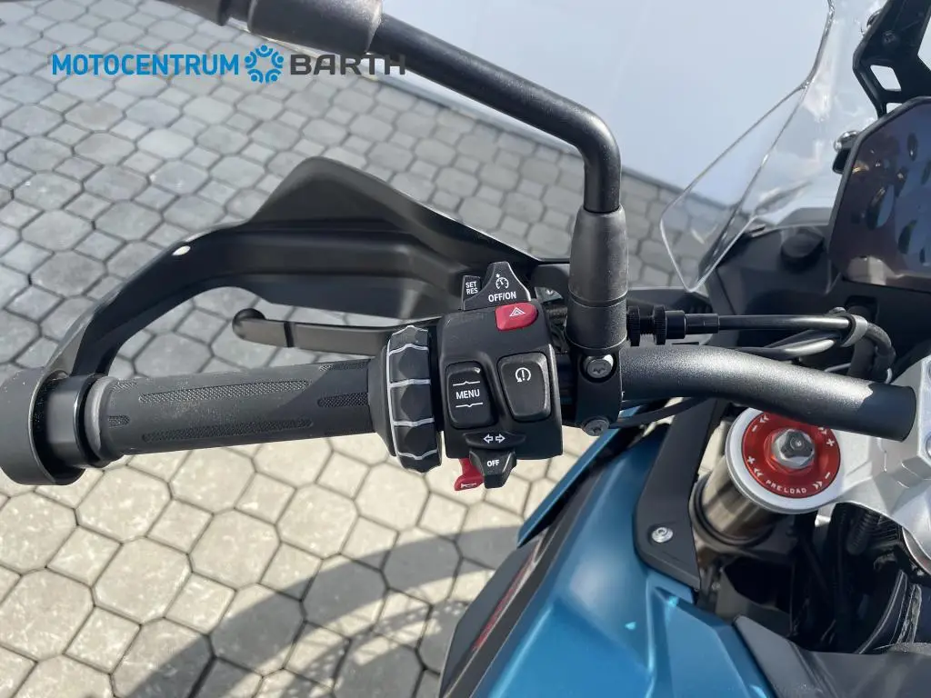 BMW Motorrad F 900 GS  / 77kW