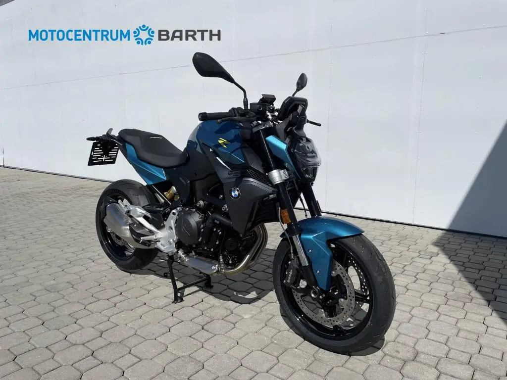 BMW Motorrad F 900 R  / 77kW