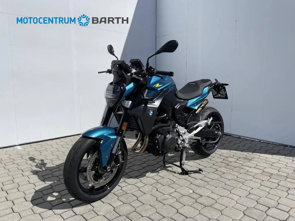 BMW Motorrad F 900 R  / 77kW