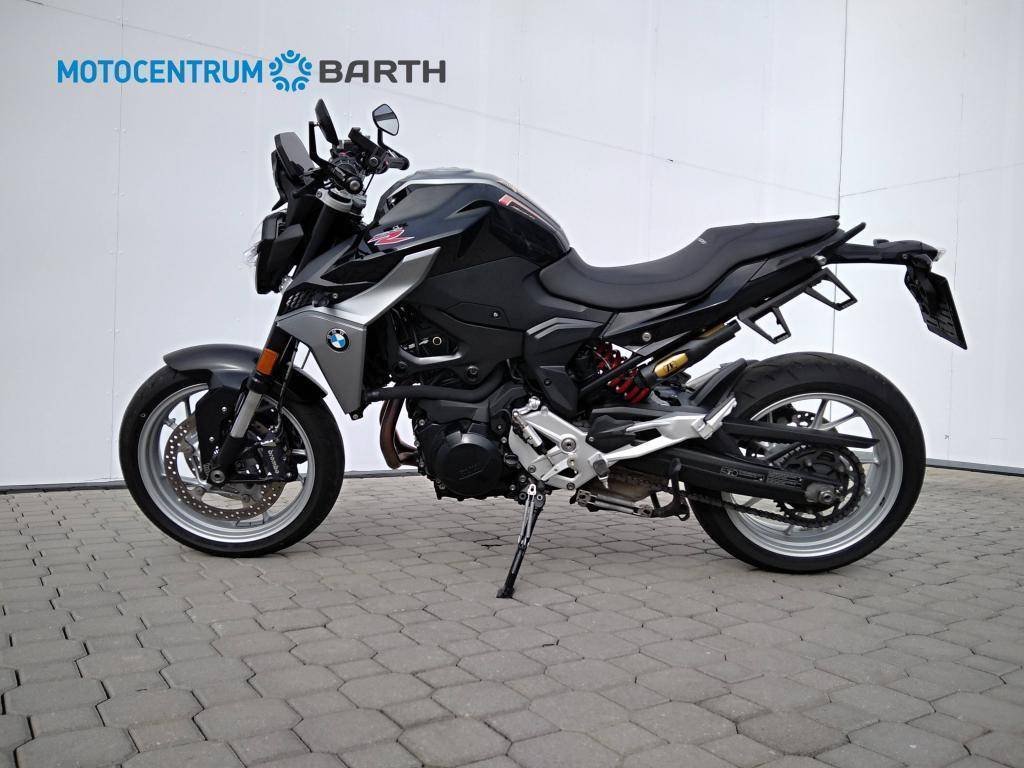 BMW Motorrad F 900 R  / 77kW