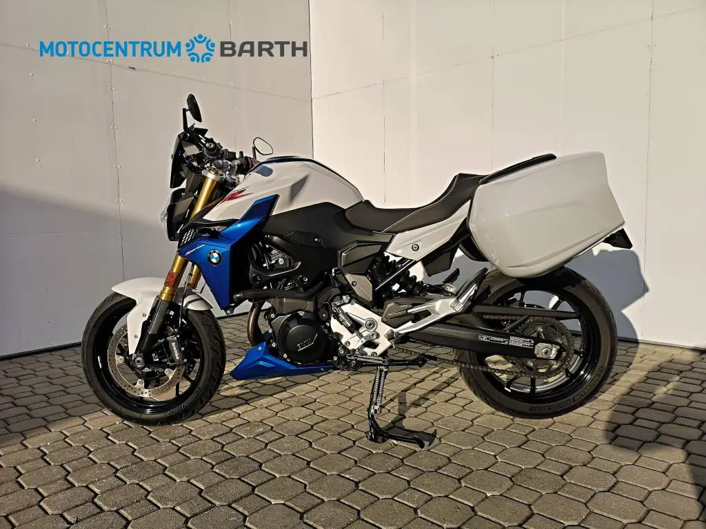 BMW Motorrad F 900 R  / 77kW