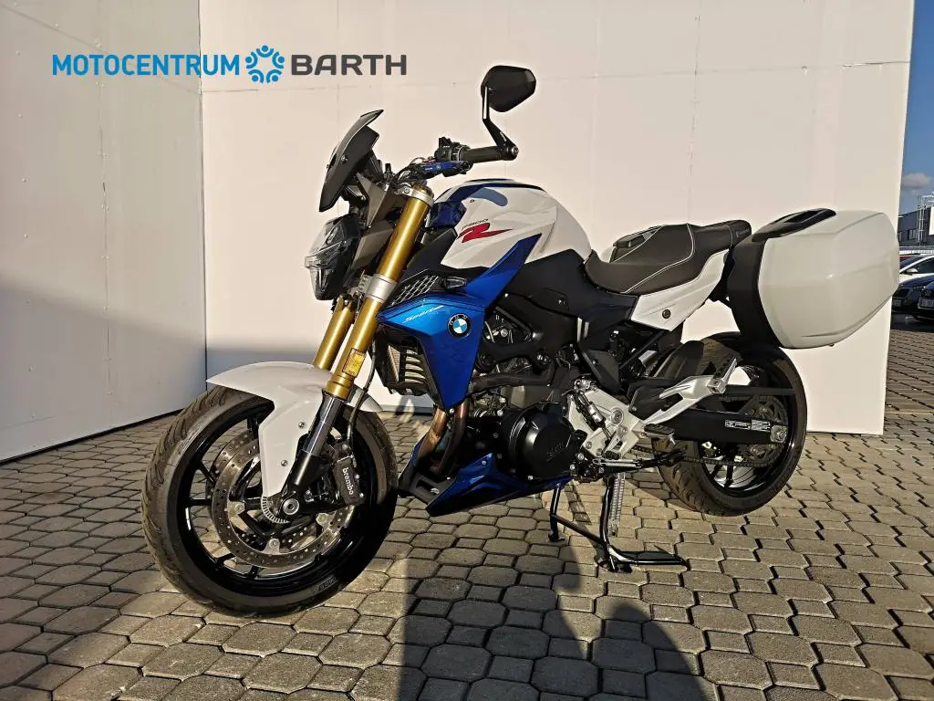 BMW Motorrad F 900 R  / 77kW