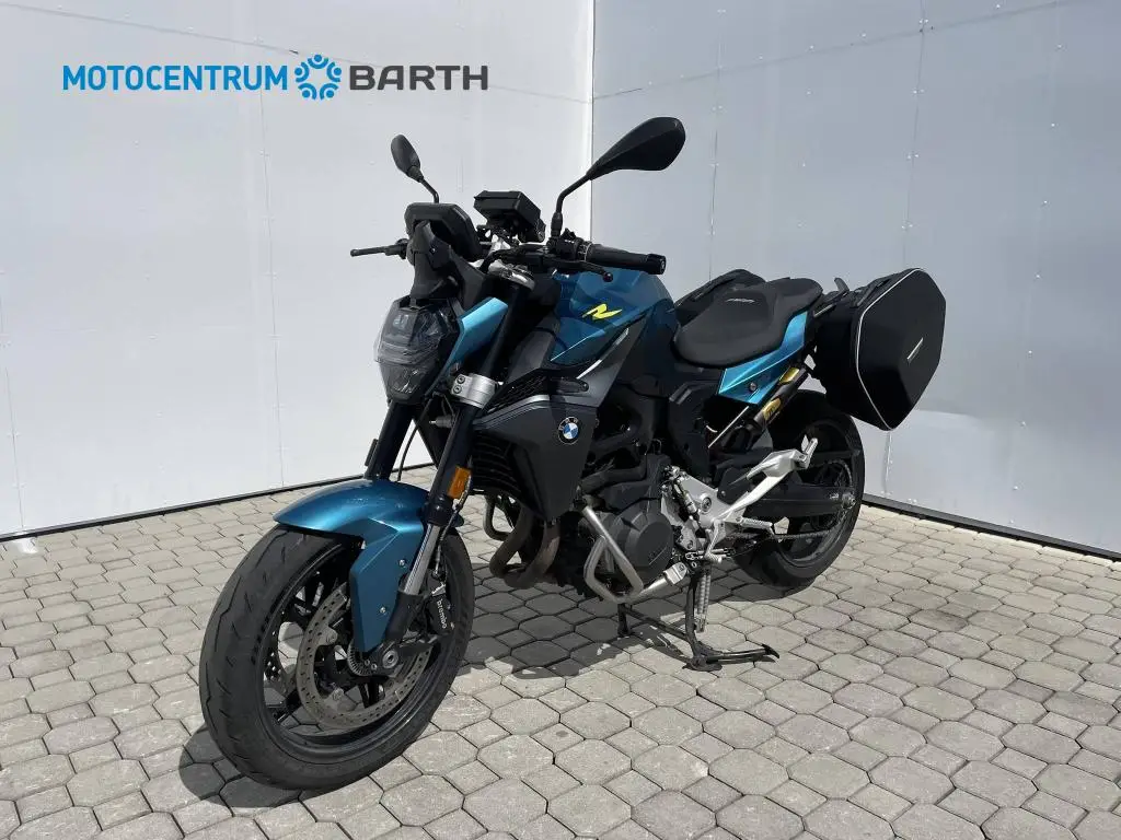BMW Motorrad F 900 R  / 77kW