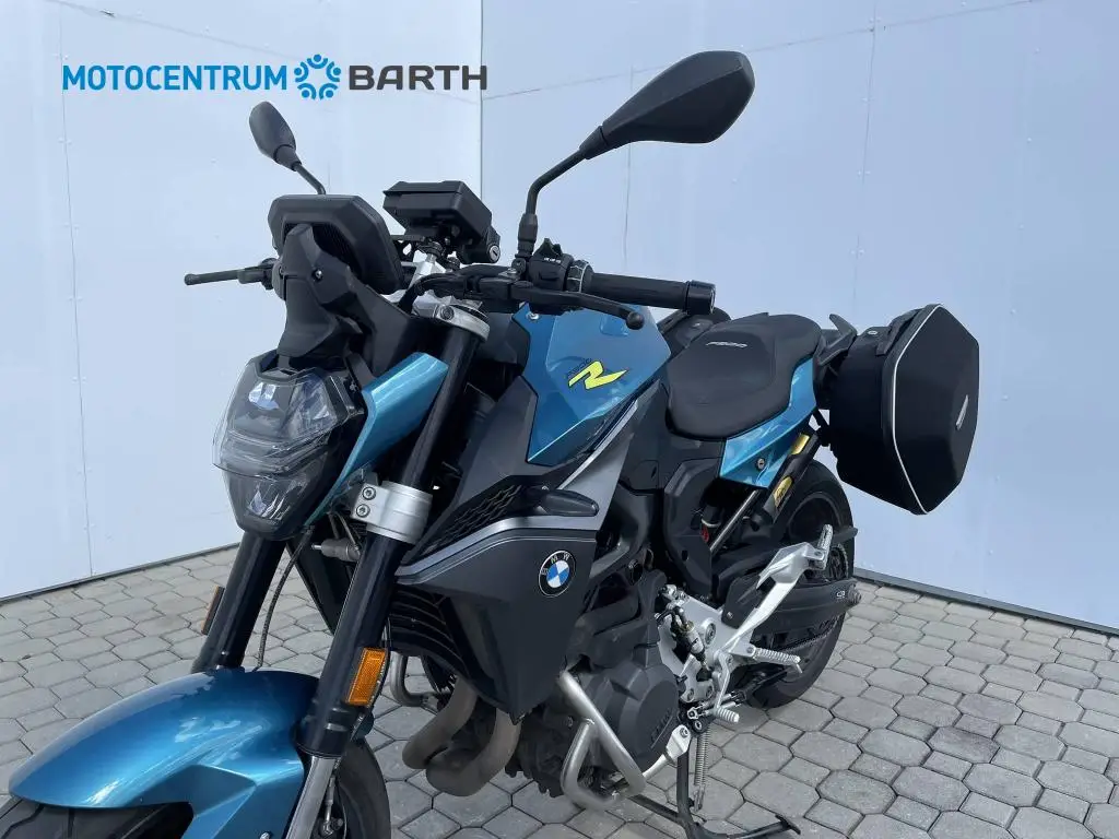 BMW Motorrad F 900 R  / 77kW