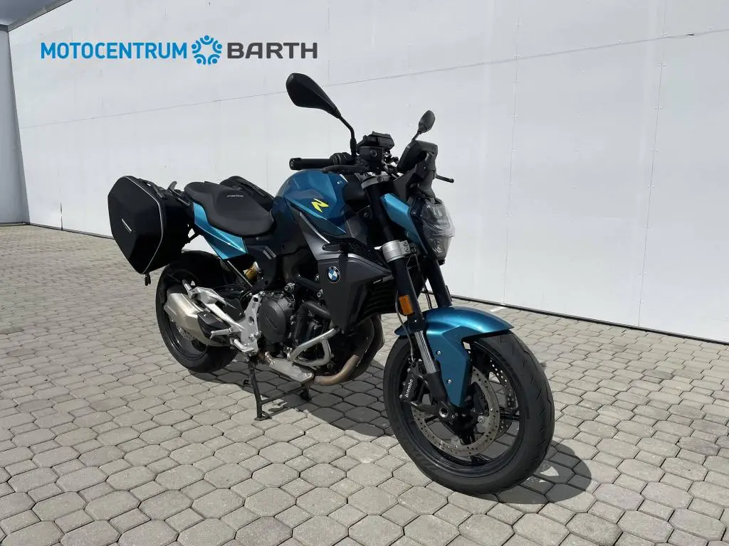 BMW Motorrad F 900 R  / 77kW