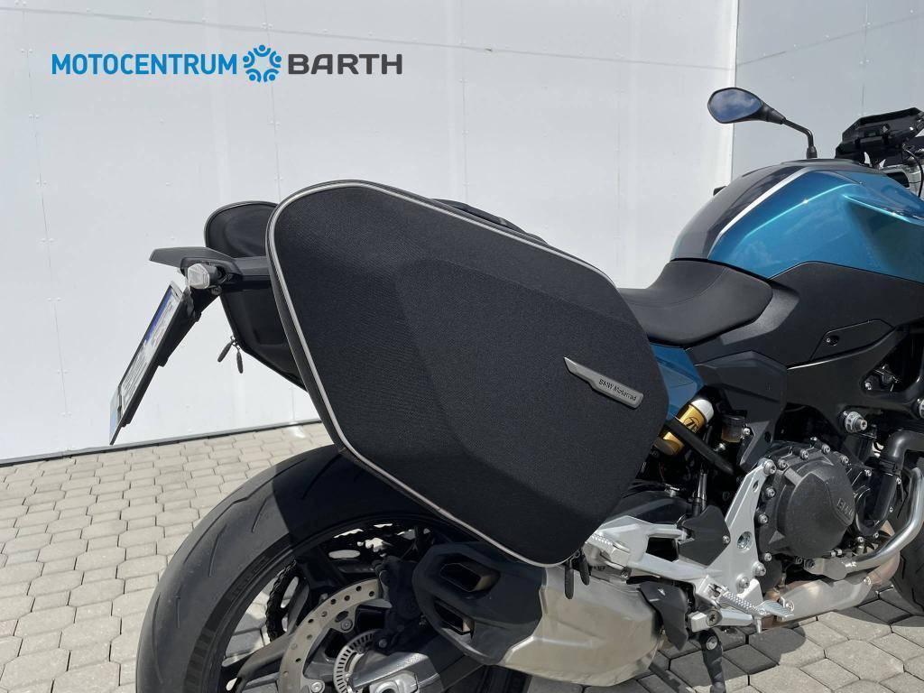 BMW Motorrad F 900 R  / 77kW