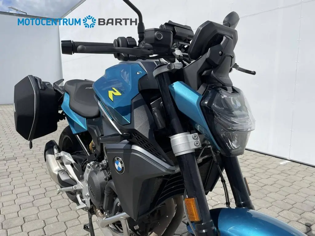 BMW Motorrad F 900 R  / 77kW