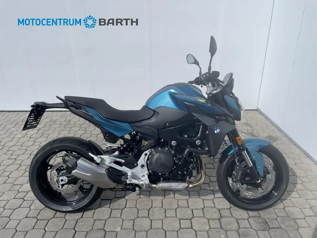 BMW Motorrad F 900 R  / 77kW