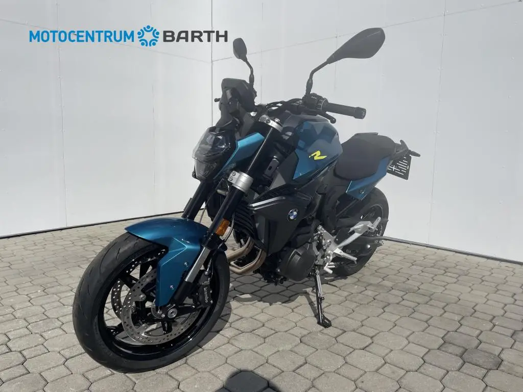 BMW Motorrad F 900 R  / 77kW