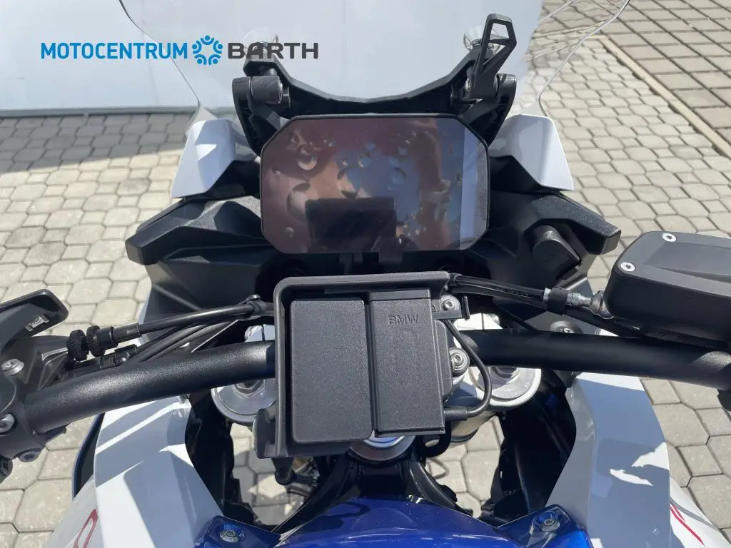 BMW Motorrad F 900 XR  / 77kW