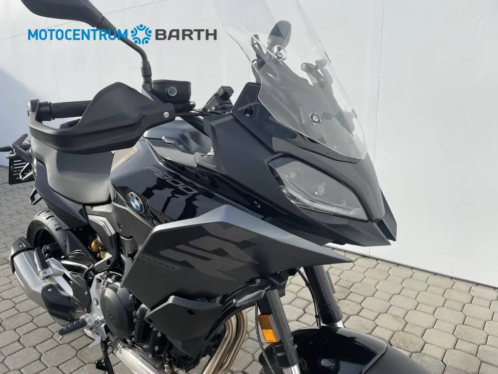 BMW Motorrad F 900 XR  / 77kW