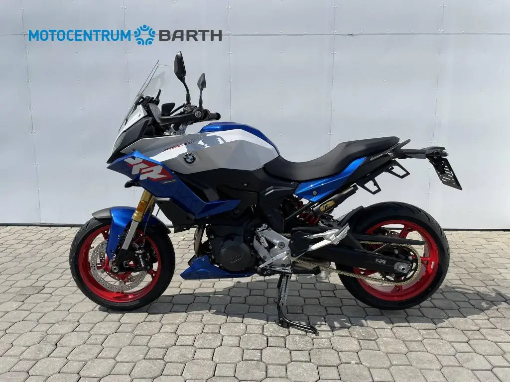 BMW Motorrad F 900 XR  / 77kW