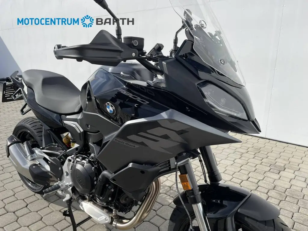 BMW Motorrad F 900 XR  / 77kW