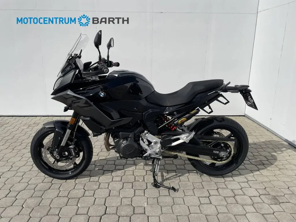 BMW Motorrad F 900 XR  / 77kW