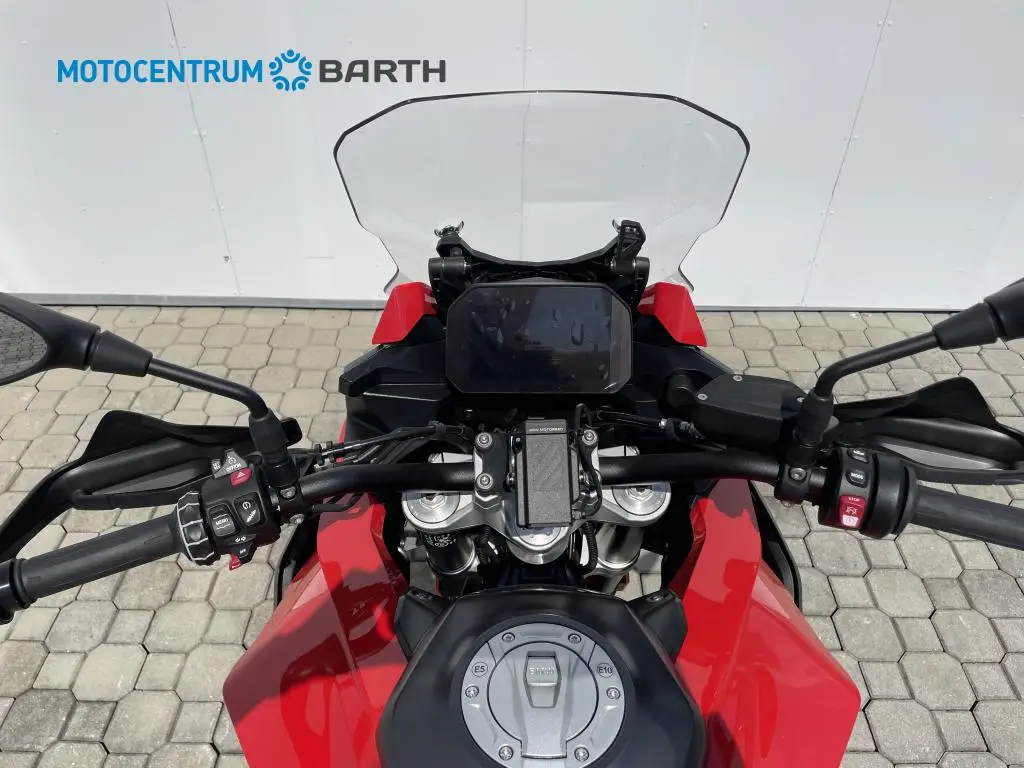 BMW Motorrad F 900 XR  / 77kW