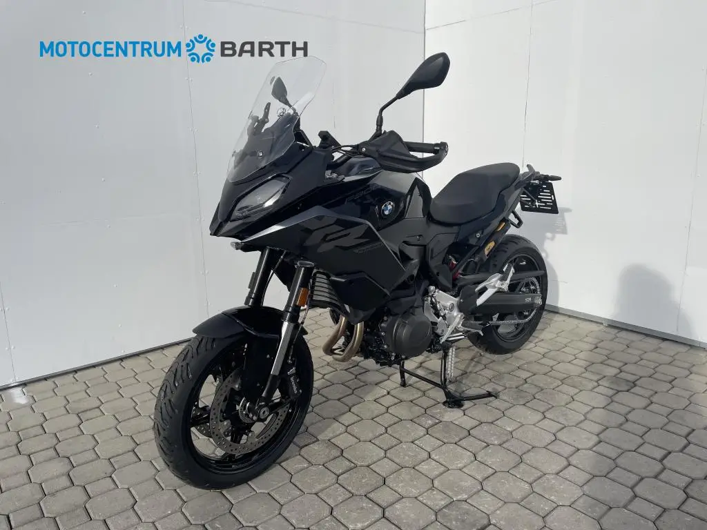 BMW Motorrad F 900 XR  / 77kW
