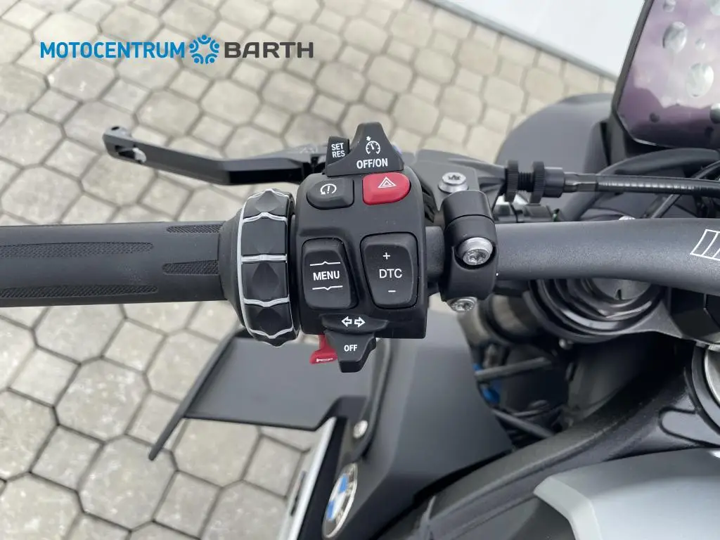 BMW Motorrad M 1000 R  / 154kW