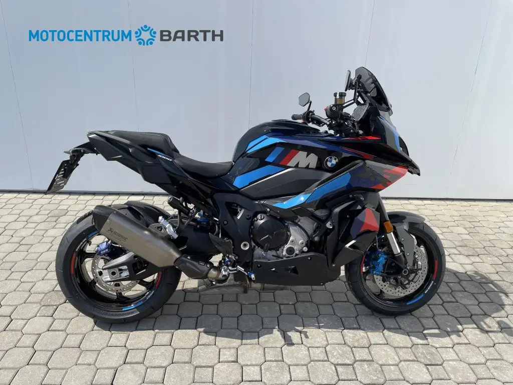 BMW Motorrad M 1000 XR  / 148kW