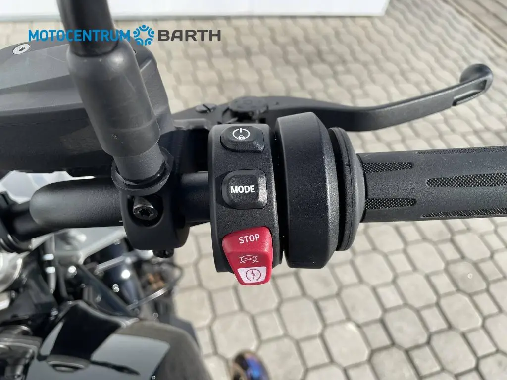 BMW Motorrad R 12  / 70kW