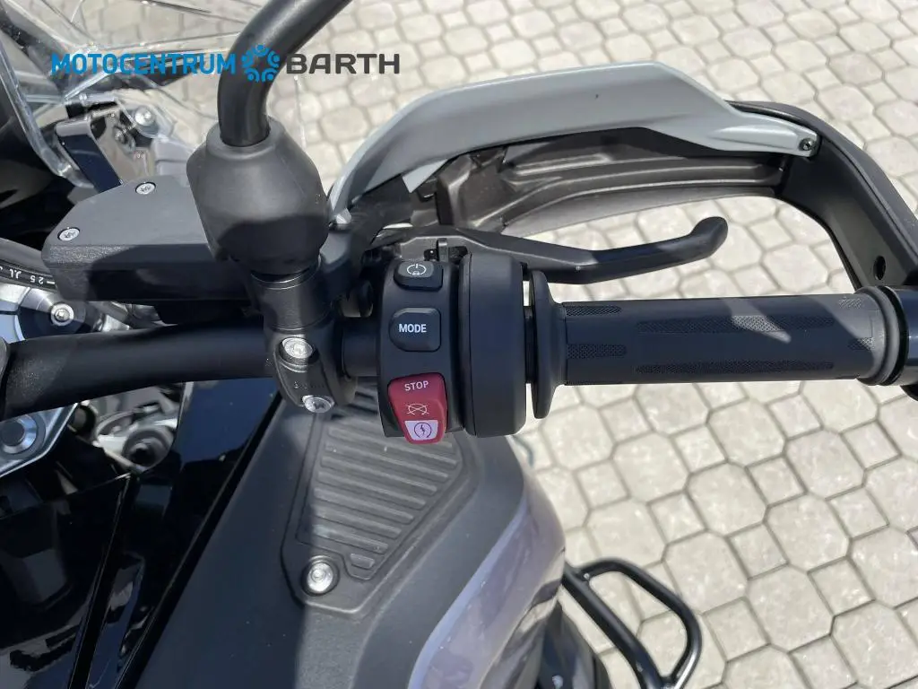 BMW Motorrad R 1300 GS Adventure  / 107kW