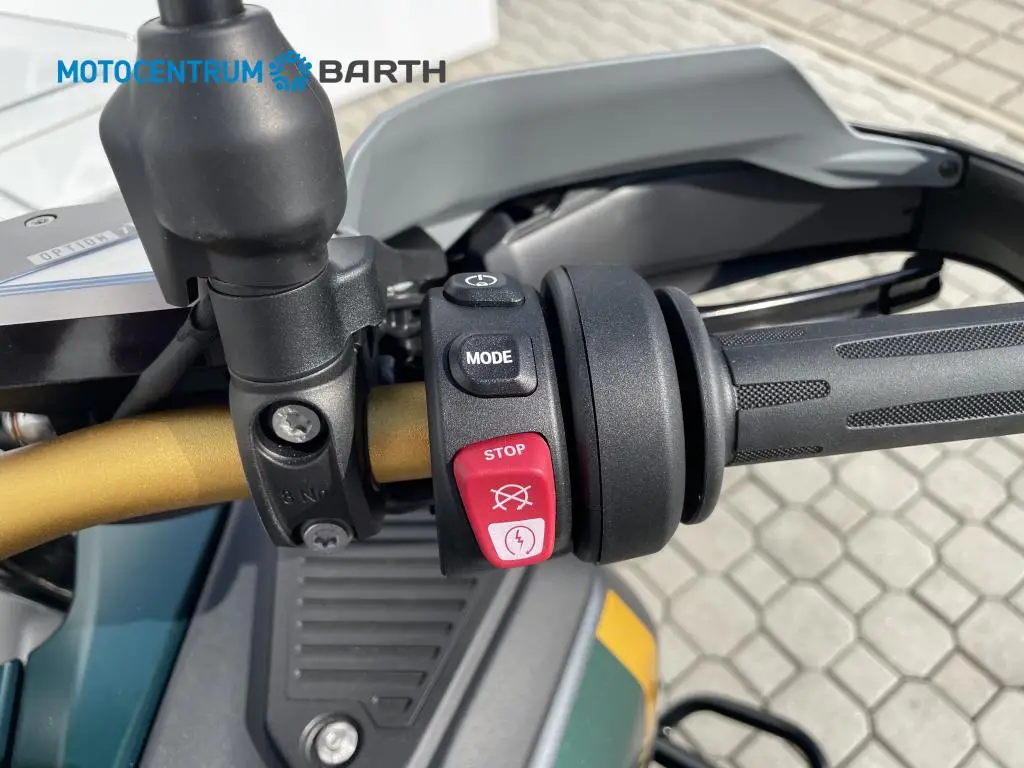 BMW Motorrad R 1300 GS ADVENTURE  / 107kW