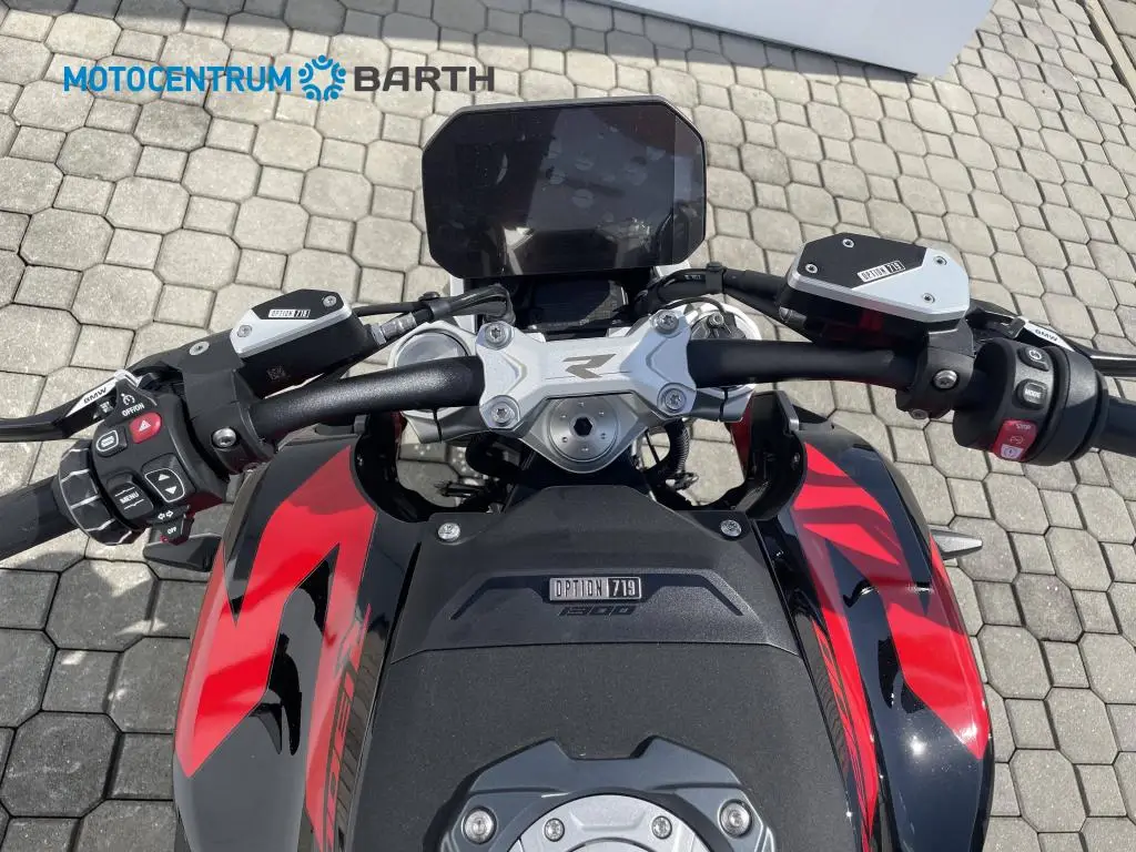 BMW Motorrad R 1300 R  / 107kW