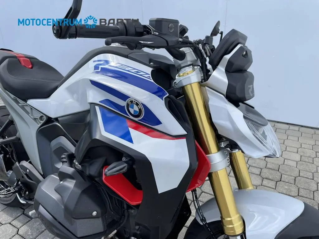 BMW Motorrad R 1300 R  / 107kW