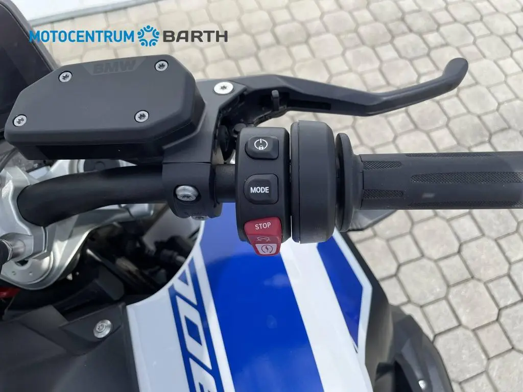 BMW Motorrad R 1300 R  / 107kW