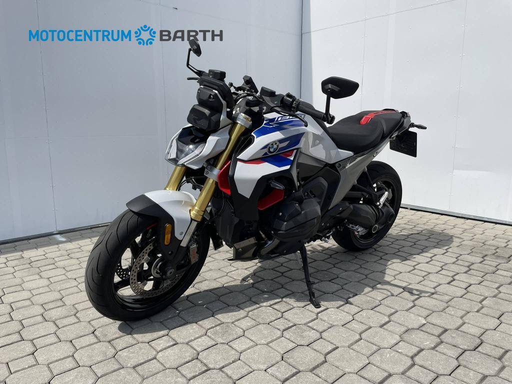 BMW Motorrad R 1300 R  / 107kW